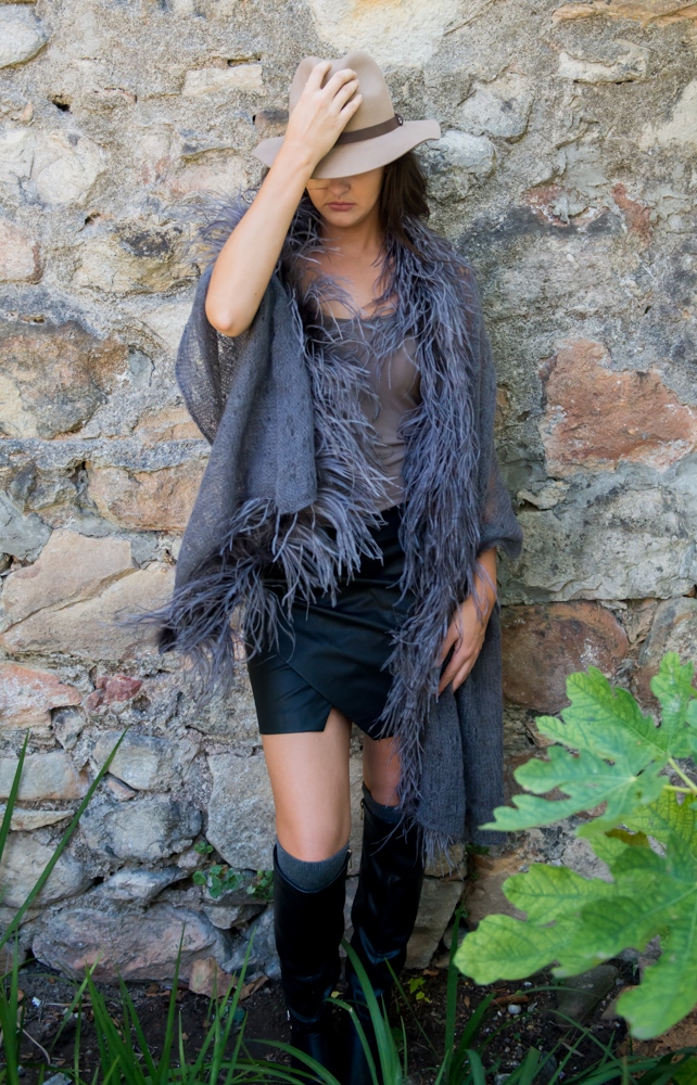 Charcoal_Feather_Lace_Shawl